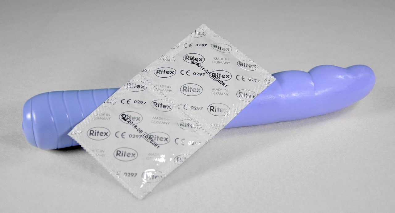 קונדומים